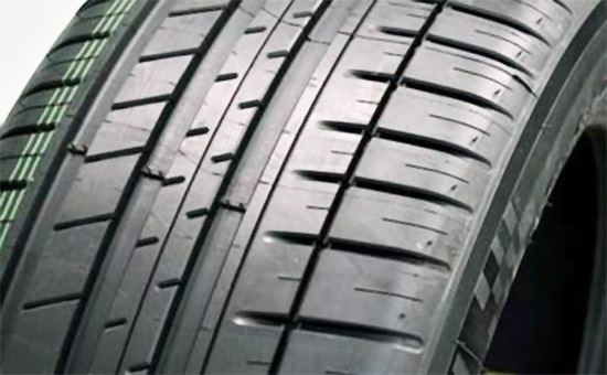 Need to use white carbon black in tire tread rubber