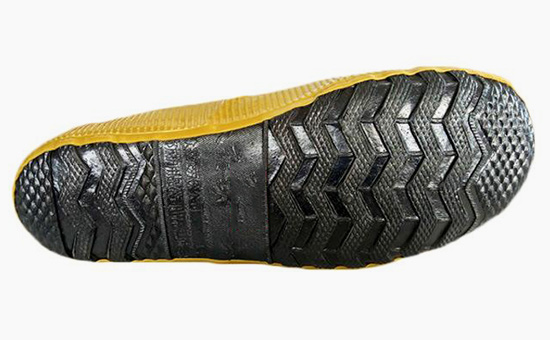 recycled rubber shoes