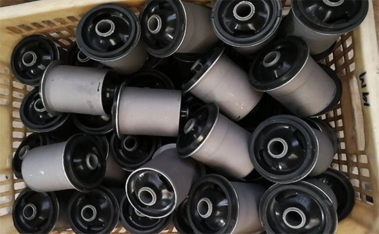 Rubber bushings use EPDM recycled rubber to reduce costs