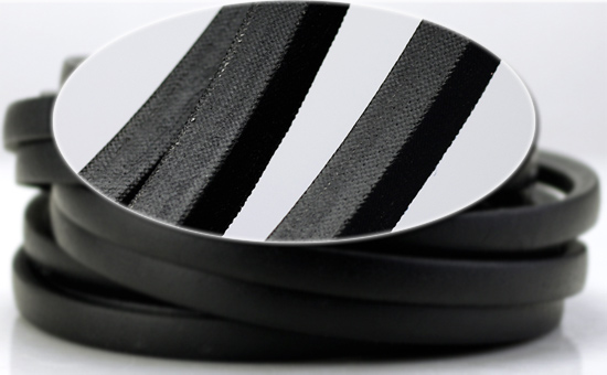 Improve the aging resistance of natural rubber/recycled rubber triangle tape compression layer