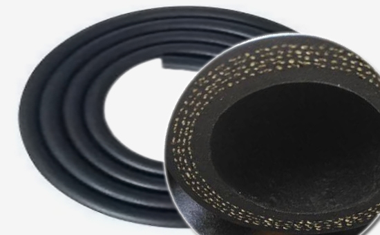 Recipe for blending water-repellent hose with rubber cloth and tire reclaimed rubber