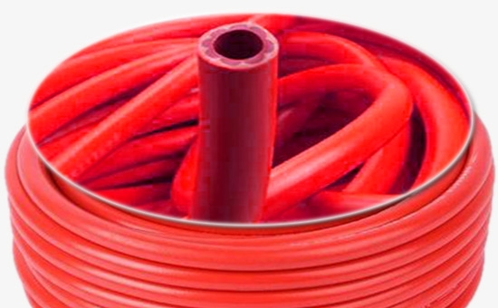 Ordinary red hose outer layer rubber mixed with latex reclaimed rubber formula