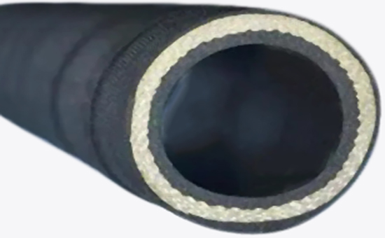 Oil resistant rubber pipe