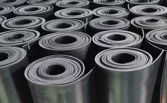 Chlorinated butyl reclaimed rubber plate