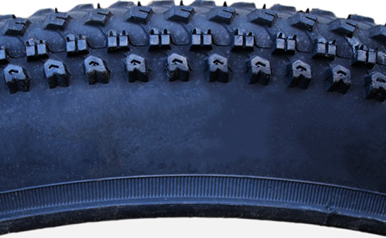 Regenerated rubber sidewall rubber