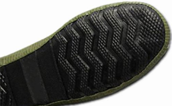 橡胶粉在四种常见橡胶鞋底中的应用