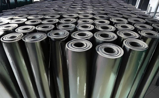 Nitrile reclaimed rubber production oil-resistant and wear-resistant rubber sheet formula and rubber refining process 2.jpg