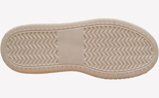 The rubber and plastic microporous bottom is mixed with latex reclaimed rubber vulcanization formula