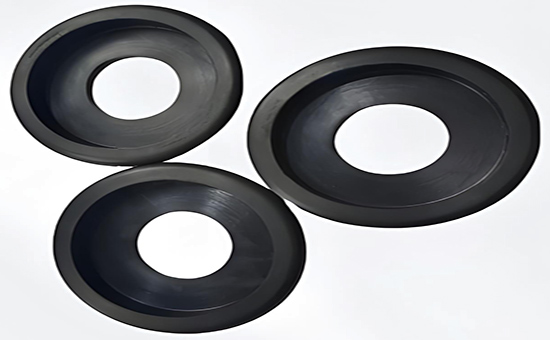 The rubber bowl of the pump is mixed with nitrile reclaimed rubber to reduce the cost