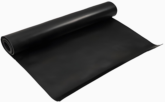 Oil-resistant rubber sheet mixed with recycled rubber