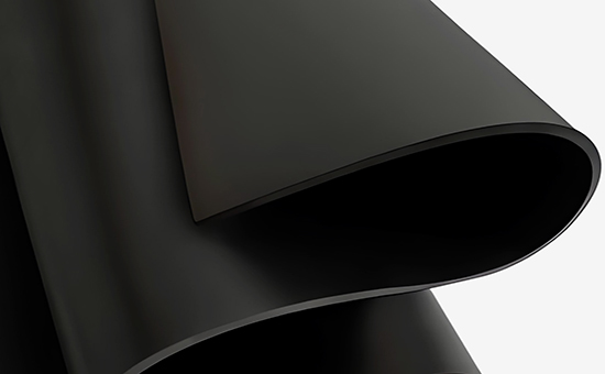 Oil-resistant rubber sheet mixed with recycled tire rubber