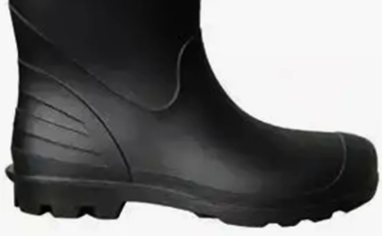 Nitrile reclaimed rubber reduces the cost of oil-resistant rubber boots
