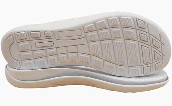 Rubber soles produced from latex recycled rubber
