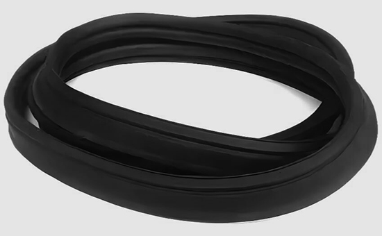 Butyl reclaimed rubber production of rubber sealing strips