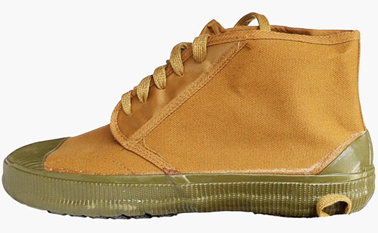 Practical formula for reducing costs by using recycled tire rubber in natural rubber low-voltage insulated shoe soles