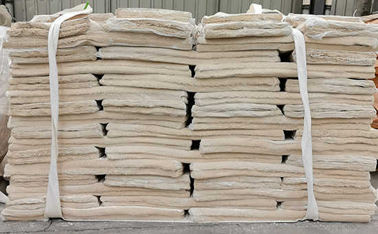 White latex reclaimed rubber