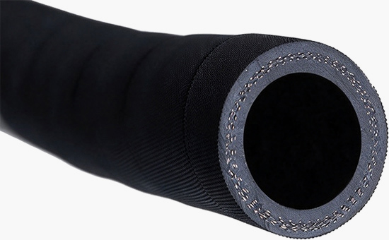 Low-cost rubber hoses made from latex and reclaimed rubber